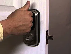Lock Locksmith Tech St Louis, MO 314-800-0119 - 24-7-locksmith-key-service