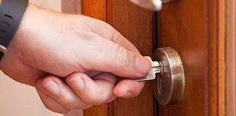 Lock Locksmith Tech St Louis, MO 314-800-0119 - ignition-repair