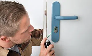 Lock Locksmith Tech St Louis, MO 314-800-0119 - re-key-locks
